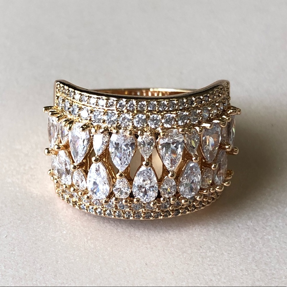 18K Gold Filled CZ Diamonds Ring - Picture 4 of 7